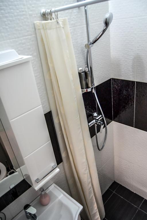 Modena Apartments Novi Sad Phòng bức ảnh